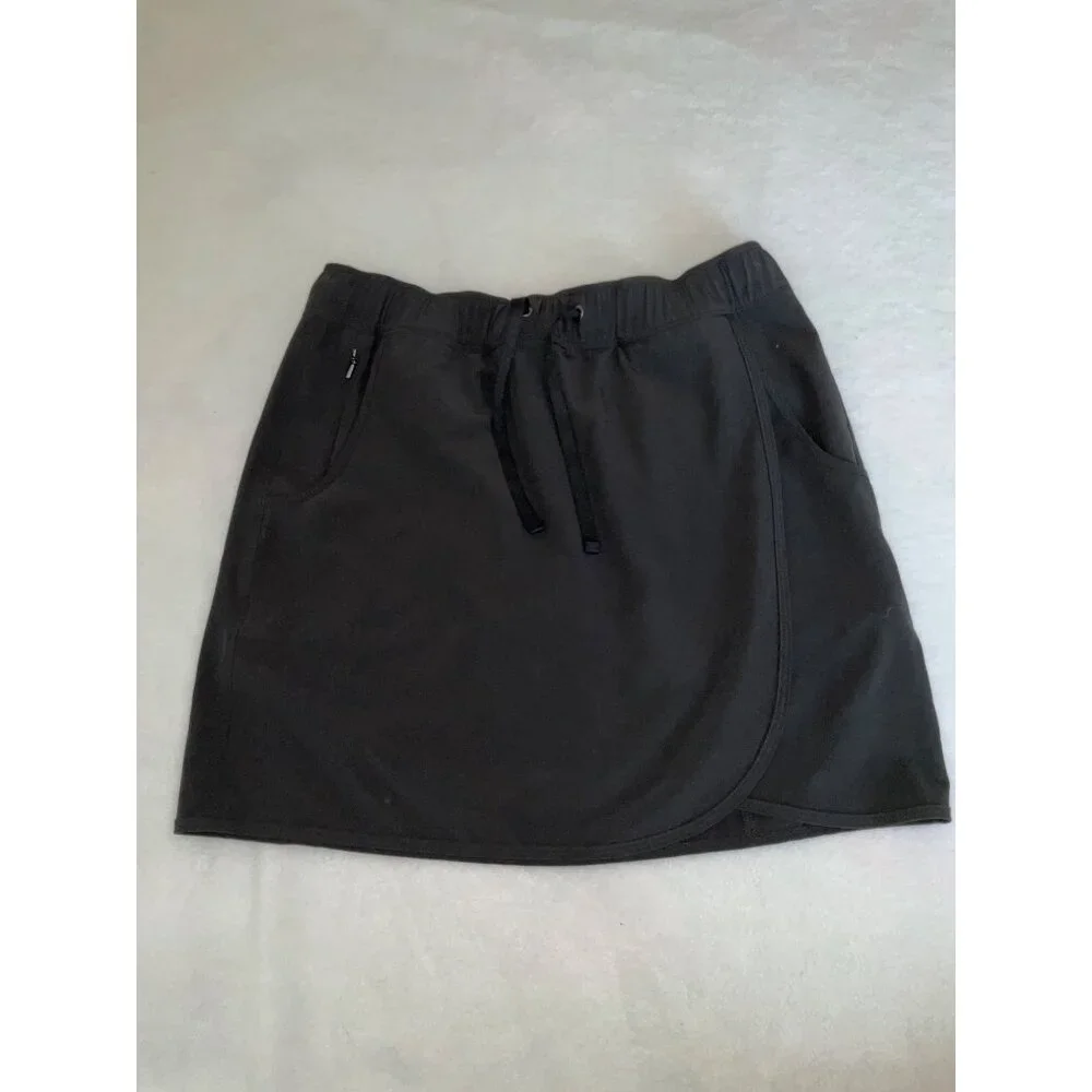 Patagonia sz. Small - Fleetwith Skort Black Activewear Wrap Front - Picture 2 of 8